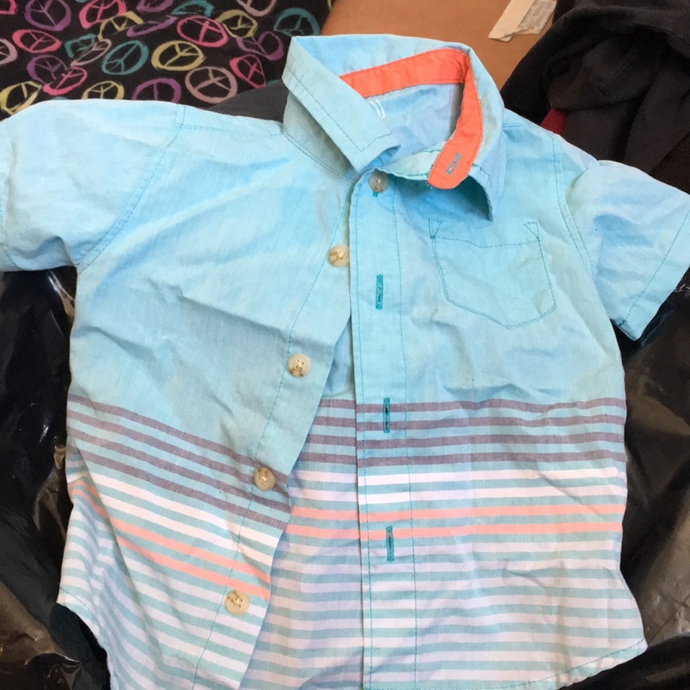 FINAL MARKDOWN Little boys wonder nation shirt 18m